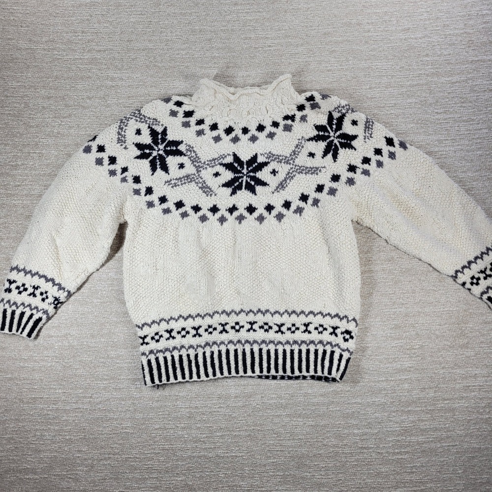 American Eagle Outfitters Handknit Sweater Size M Snowflake Fair Isle Mock Neck